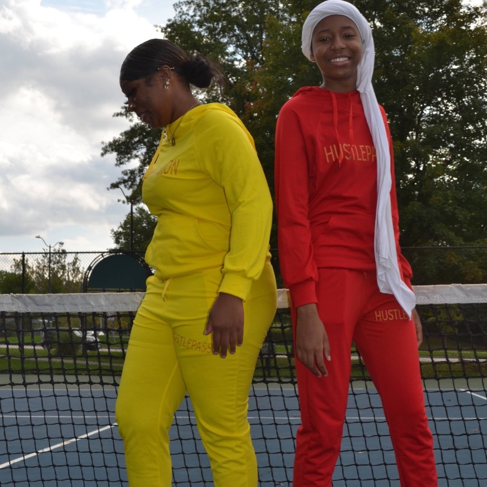 Tracksuit - Picture 2 of 11